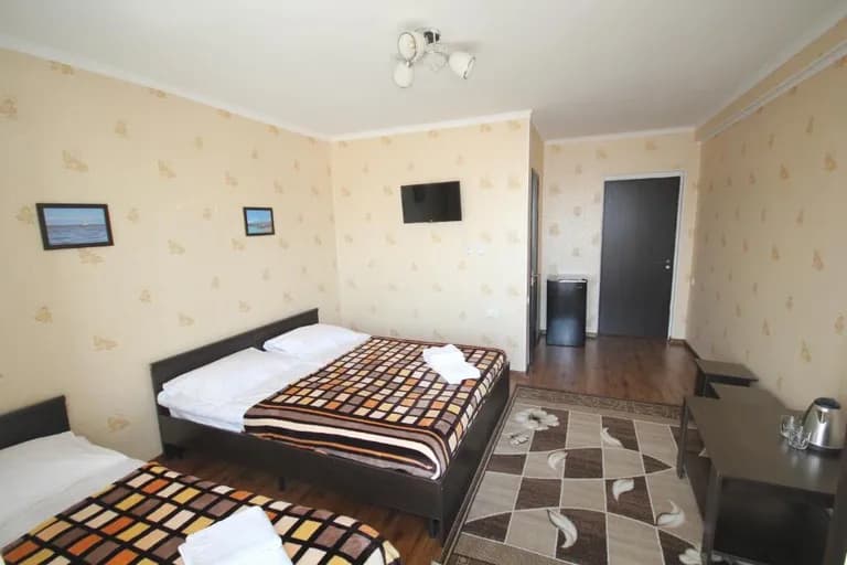 Парус 1